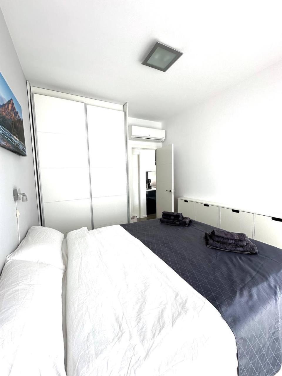New Luxury Seaview Roof Apartments Пилар де ла Горадада Экстерьер фото